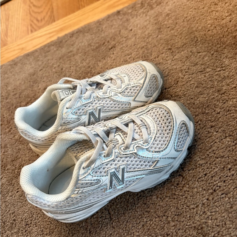 New Balance Kids' Gray and White Sneakers. Toddler 10c